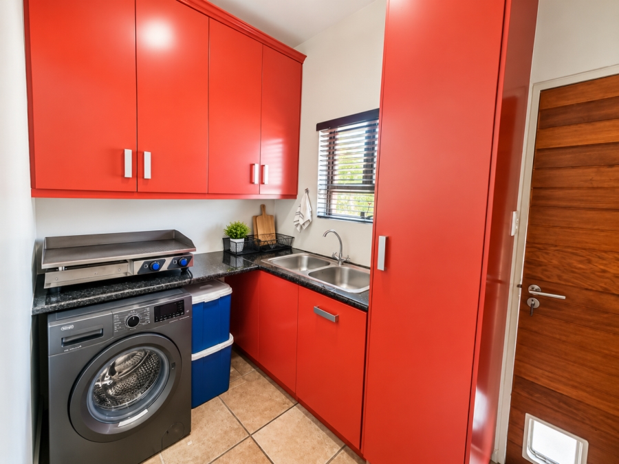 4 Bedroom Property for Sale in Woodland Hills Wildlife Estate Free State